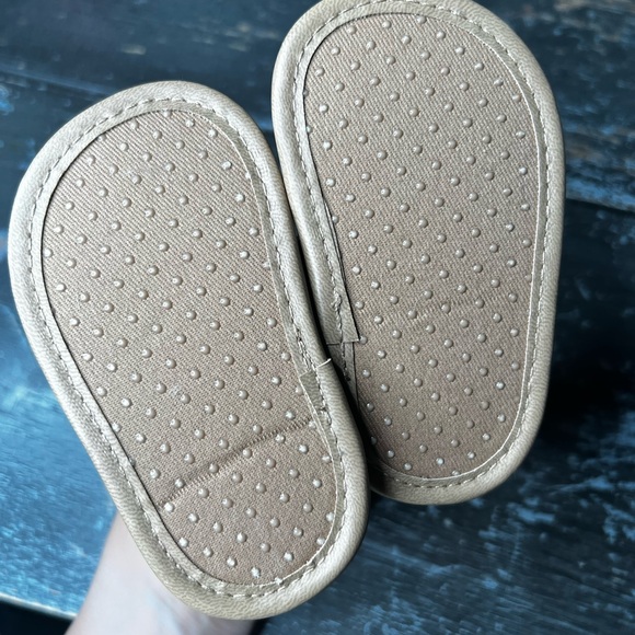 Old Navy | Baby Summer Sandals - Picture 7 of 7